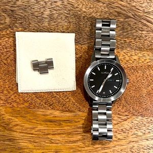 NIXON The Spur Stainless Steel Black face Japan movement Watch